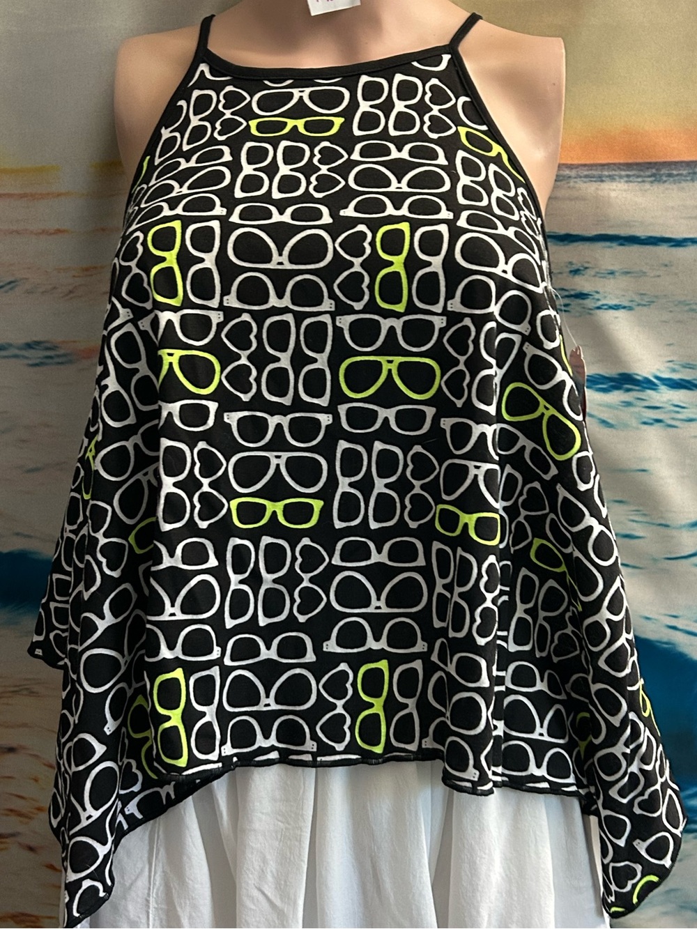Total Girl Black White & Green Sunglasses Patterned Tank Top LG 10-12 NWT